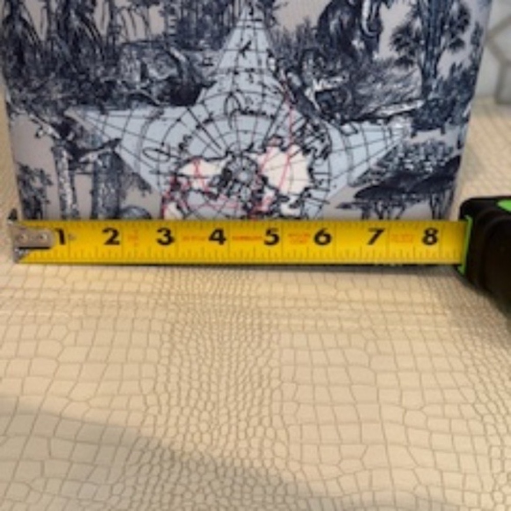 💋 DIOR Beauty Vanity Case With Mirror Around The World Motif 2024 - Picture 7 of 9